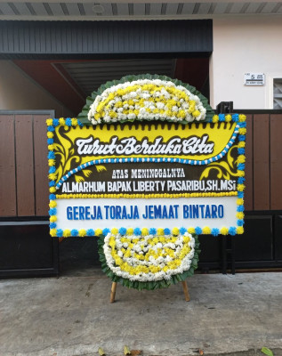 Papan Bunga Duka di Tapin